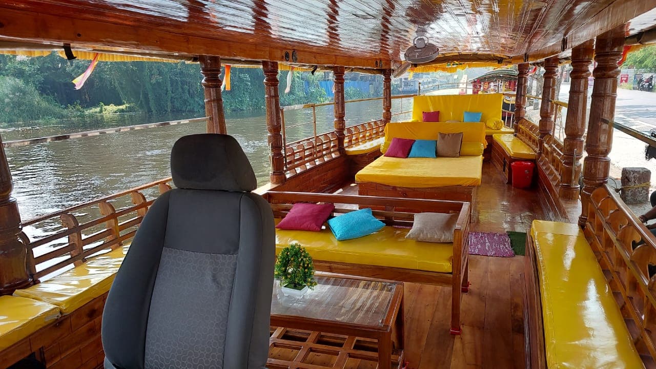 Shikara Ride — photo 2