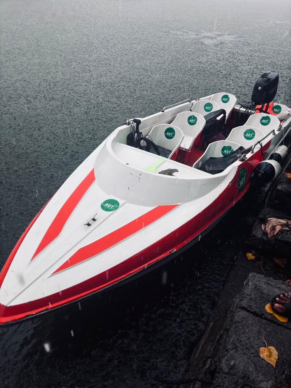 Speedboat